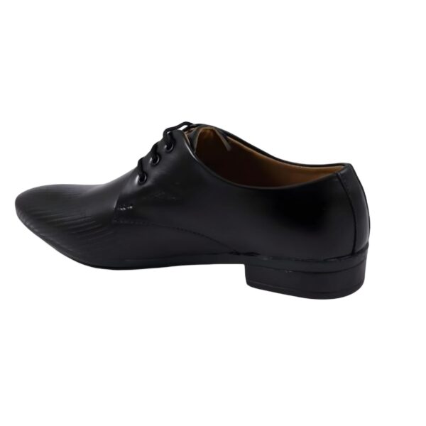Formal shoe for big boys(above 12 year age) - Image 3