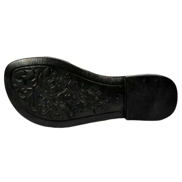 Women pu flat Sandal - Image 4