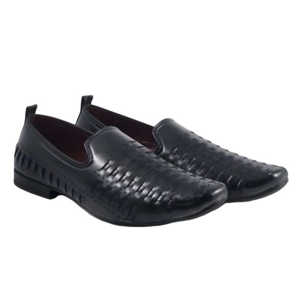 Trendy Comfortable juttis for Men - Image 12