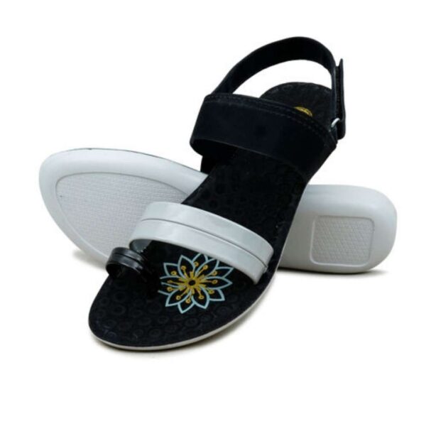 New trendy sandals for womens