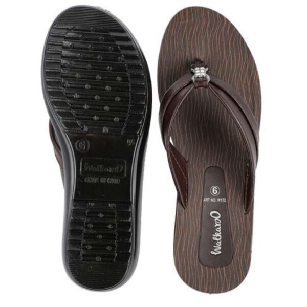 Walkaroo V shape casual womens Sandals - Image 3
