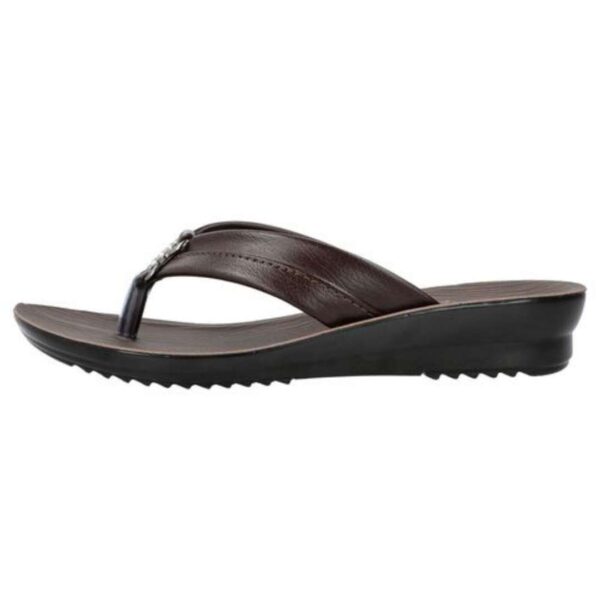 Walkaroo V shape casual womens Sandals - Image 4