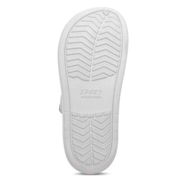 Solid pattern comfortable clogs - Image 13