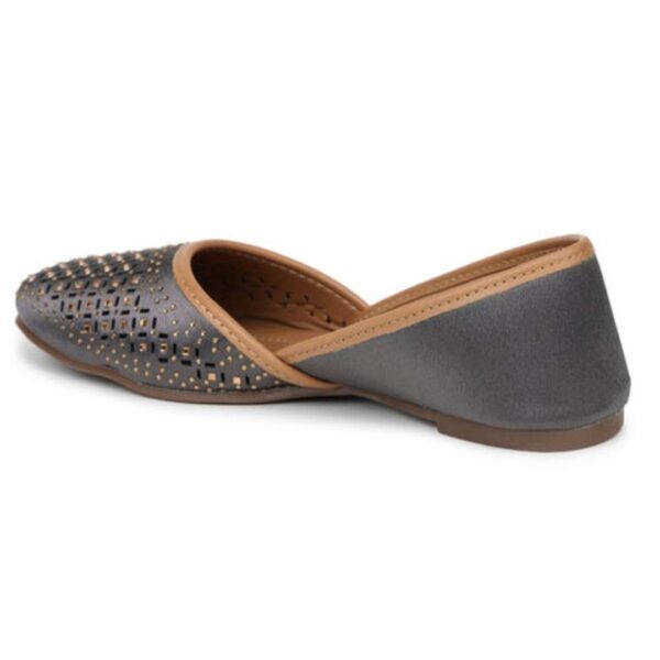 Trendy Jutties for womens - Image 15