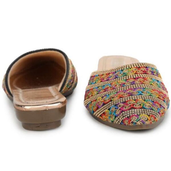 Women's flat sandal - Image 3