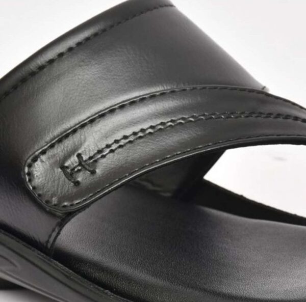 Best sandals for Men’s Casual Festival Outfits - Image 15