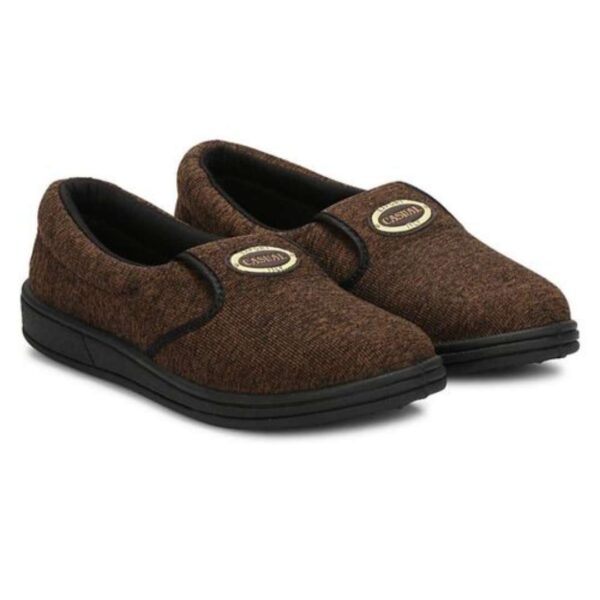 Brown casual men sneakers