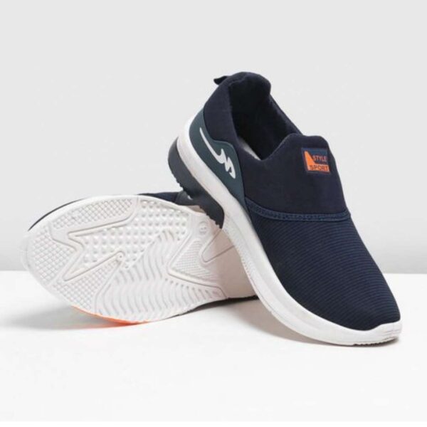 Slip-on scuba pvc sports shoes for men - Image 8