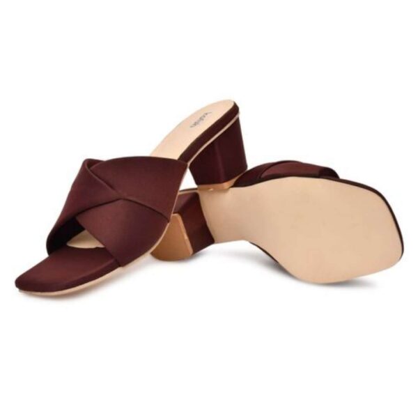 Cross straps block heel sandals for womens - Image 9