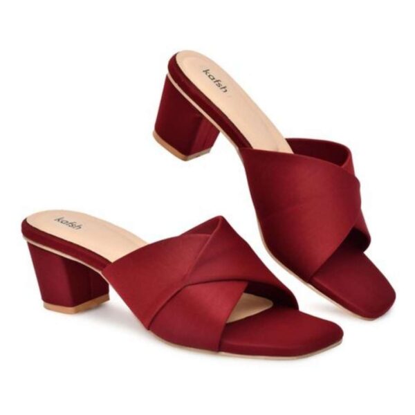 Cross straps block heel sandals for womens - Image 2
