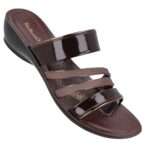 Walkaroo wl7844 brown glossy ladies sandal