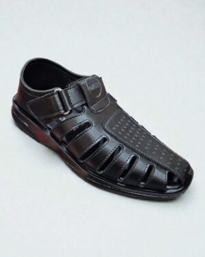 Paragon trendy covering black sandal for men